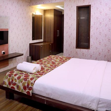 Hotel Pearls Aurangabad  Eksteriør billede