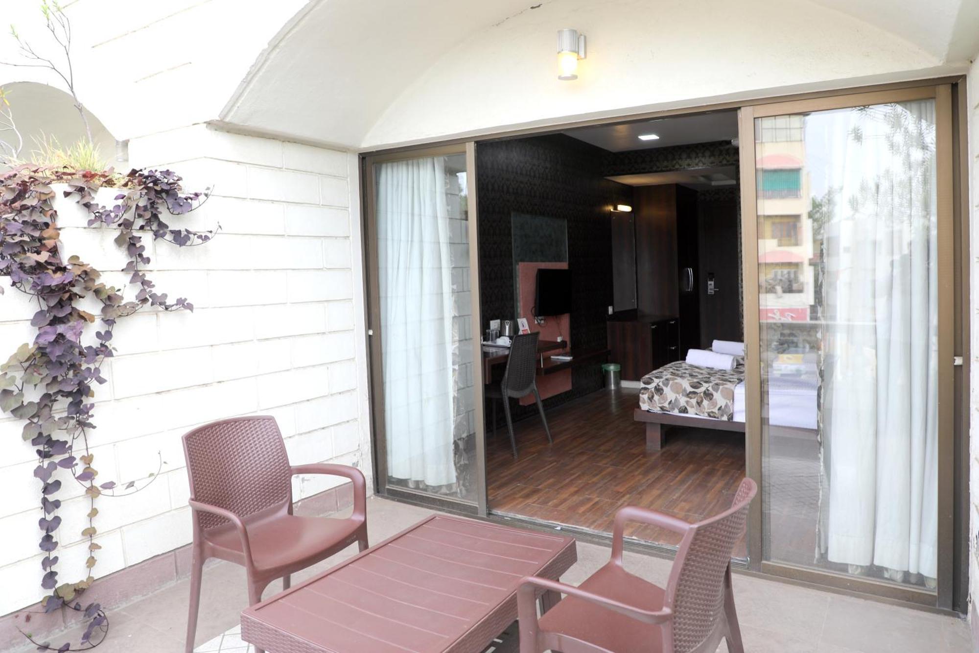 Hotel Pearls Aurangabad  Eksteriør billede