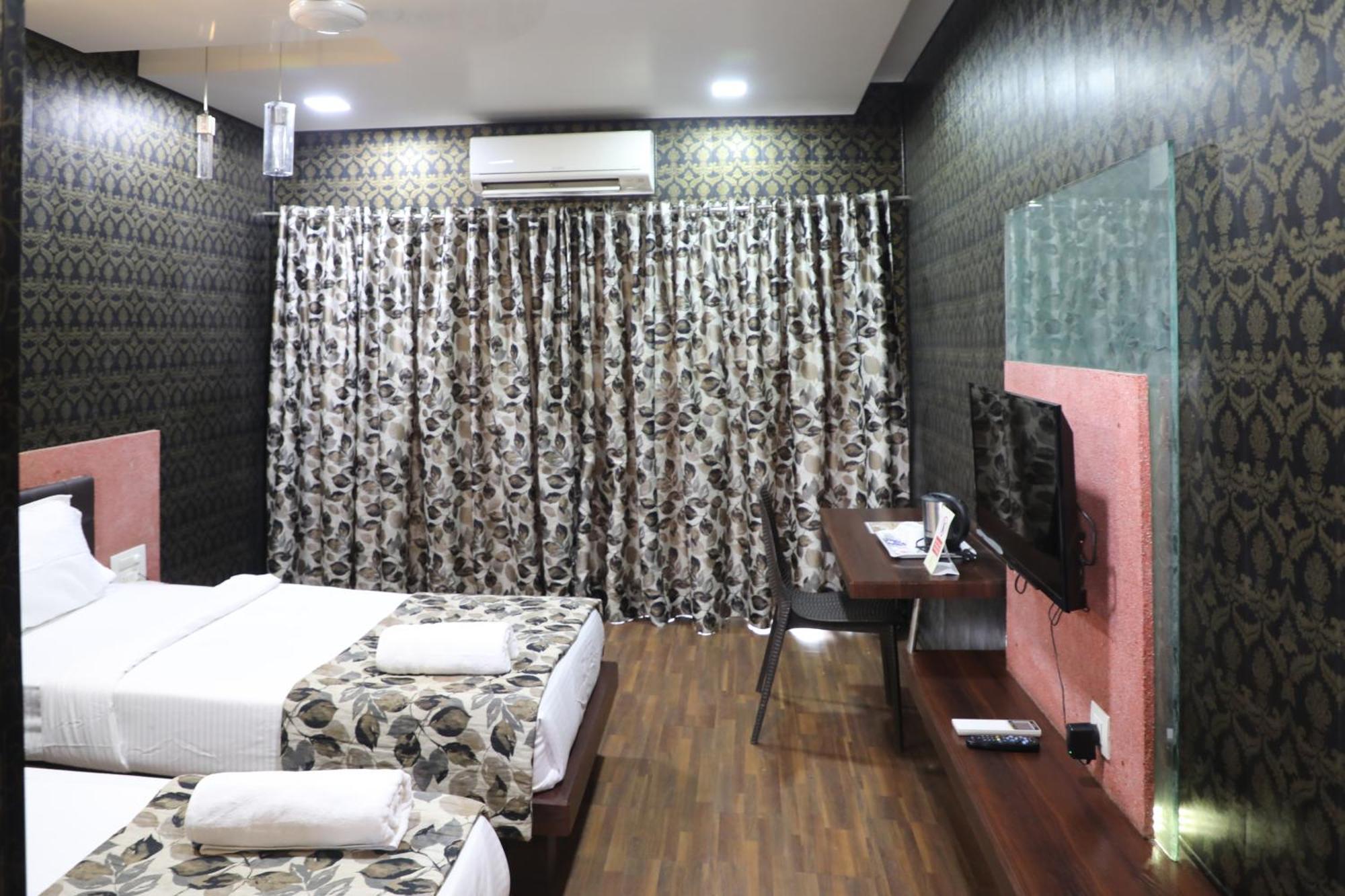 Hotel Pearls Aurangabad  Eksteriør billede