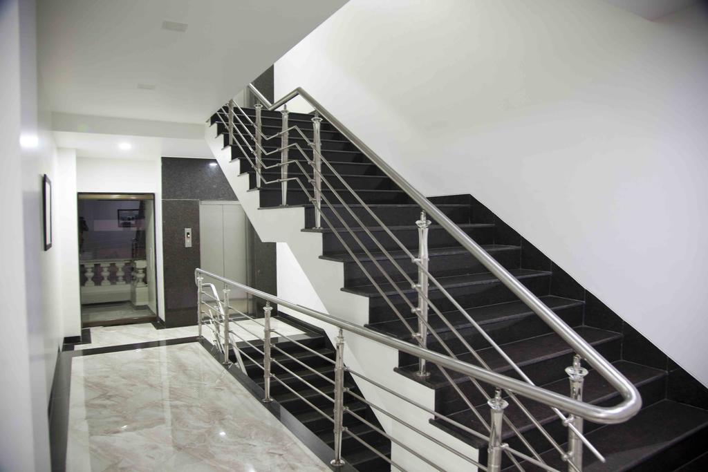 Hotel Pearls Aurangabad  Eksteriør billede