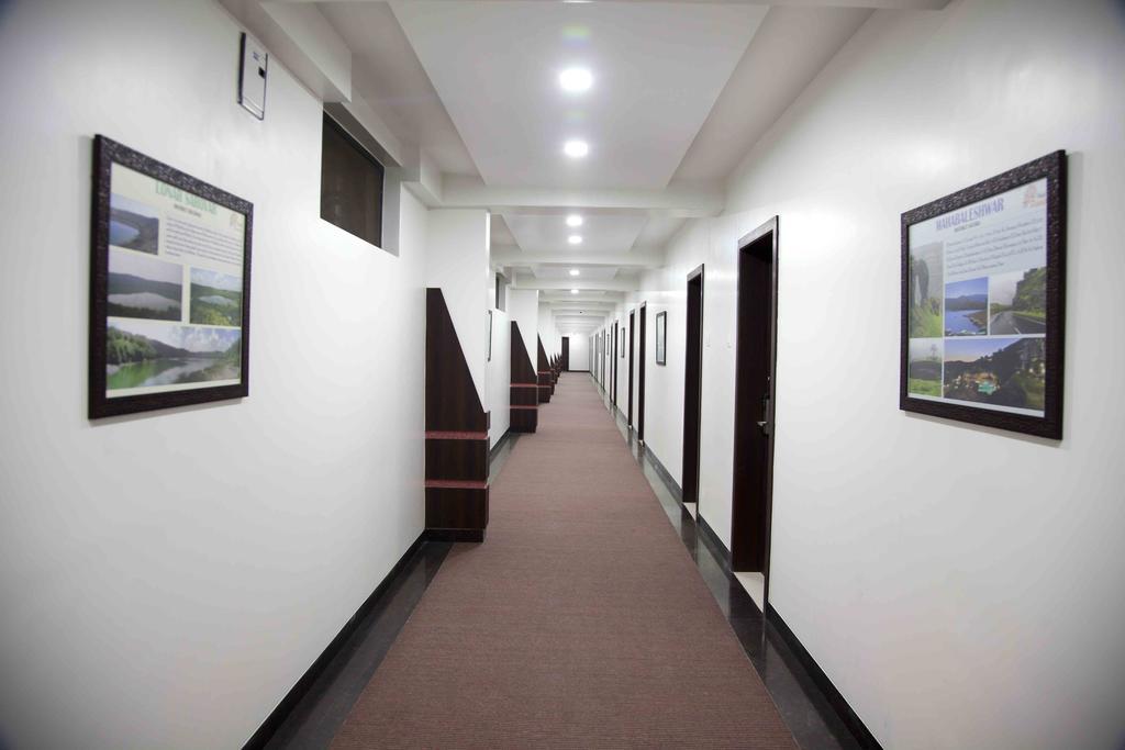 Hotel Pearls Aurangabad  Eksteriør billede