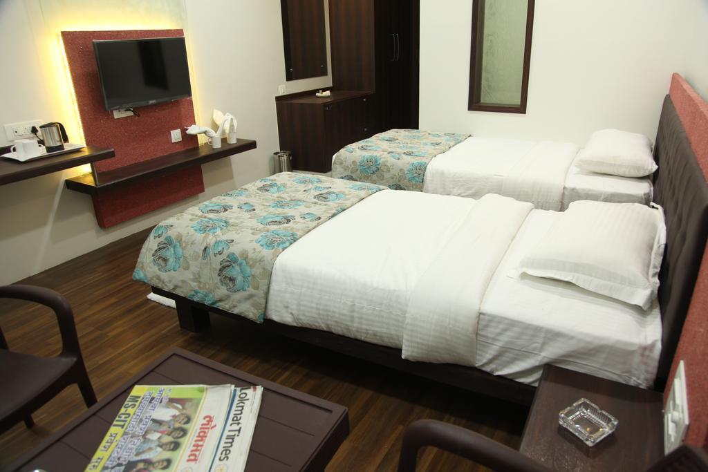 Hotel Pearls Aurangabad  Eksteriør billede