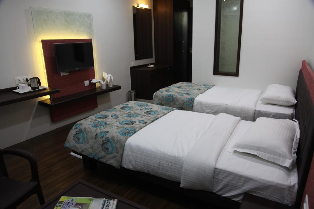Hotel Pearls Aurangabad  Eksteriør billede