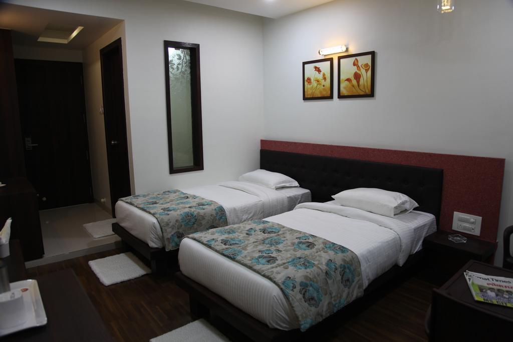 Hotel Pearls Aurangabad  Eksteriør billede