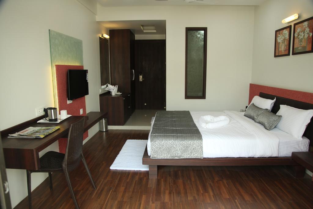 Hotel Pearls Aurangabad  Eksteriør billede