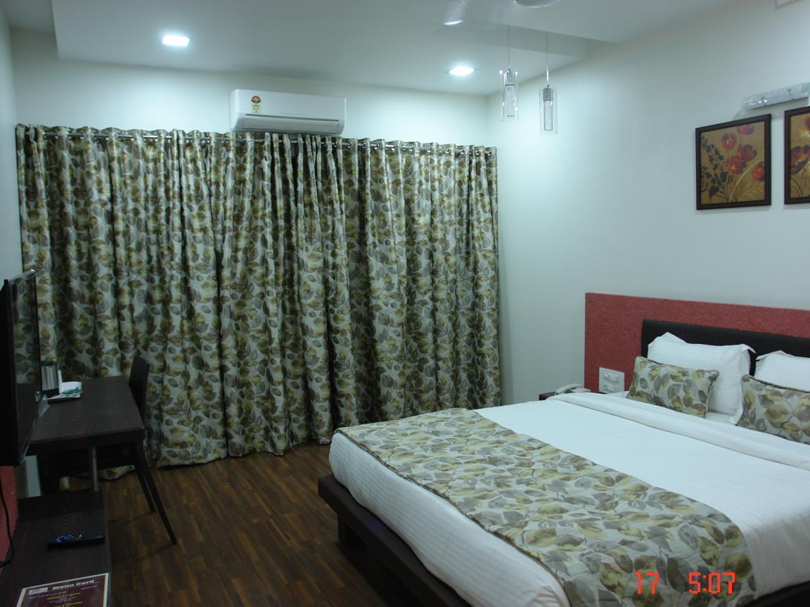 Hotel Pearls Aurangabad  Eksteriør billede